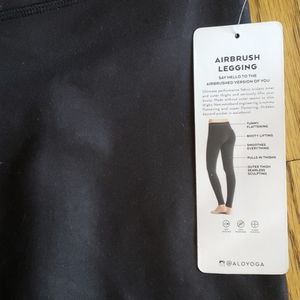 Alo Airbrush leggings NWT